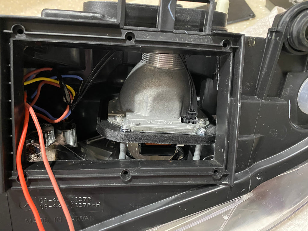 B5 Stock/Valeo Headlight Projector Retro-fit Brackets