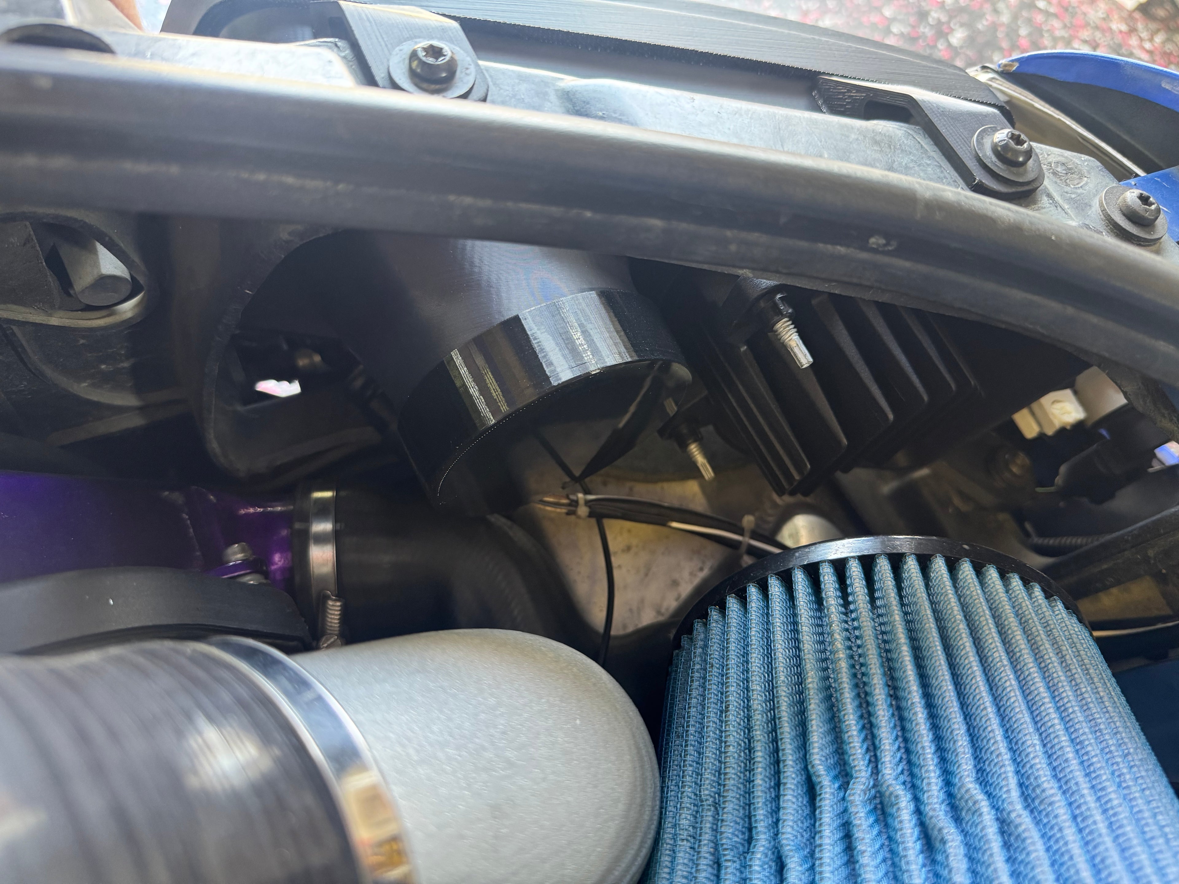 B5 Headlight Duct Cover